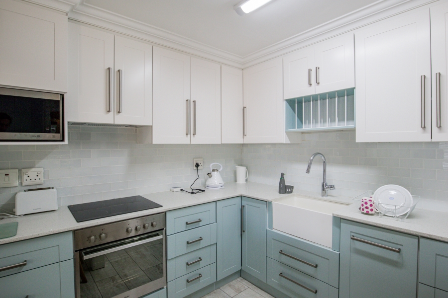 To Let 2 Bedroom Property for Rent in Rondebosch Western Cape